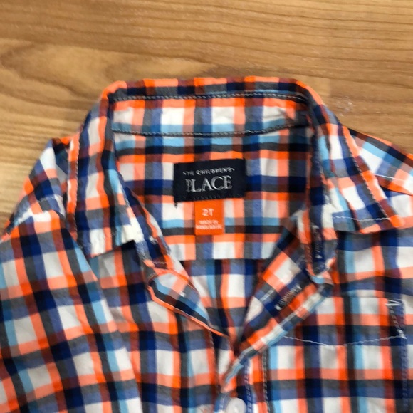 Pair of 2T button downs. - Picture 2 of 3